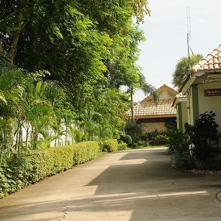 Saraburi Garden Resort Ngoại thất bức ảnh