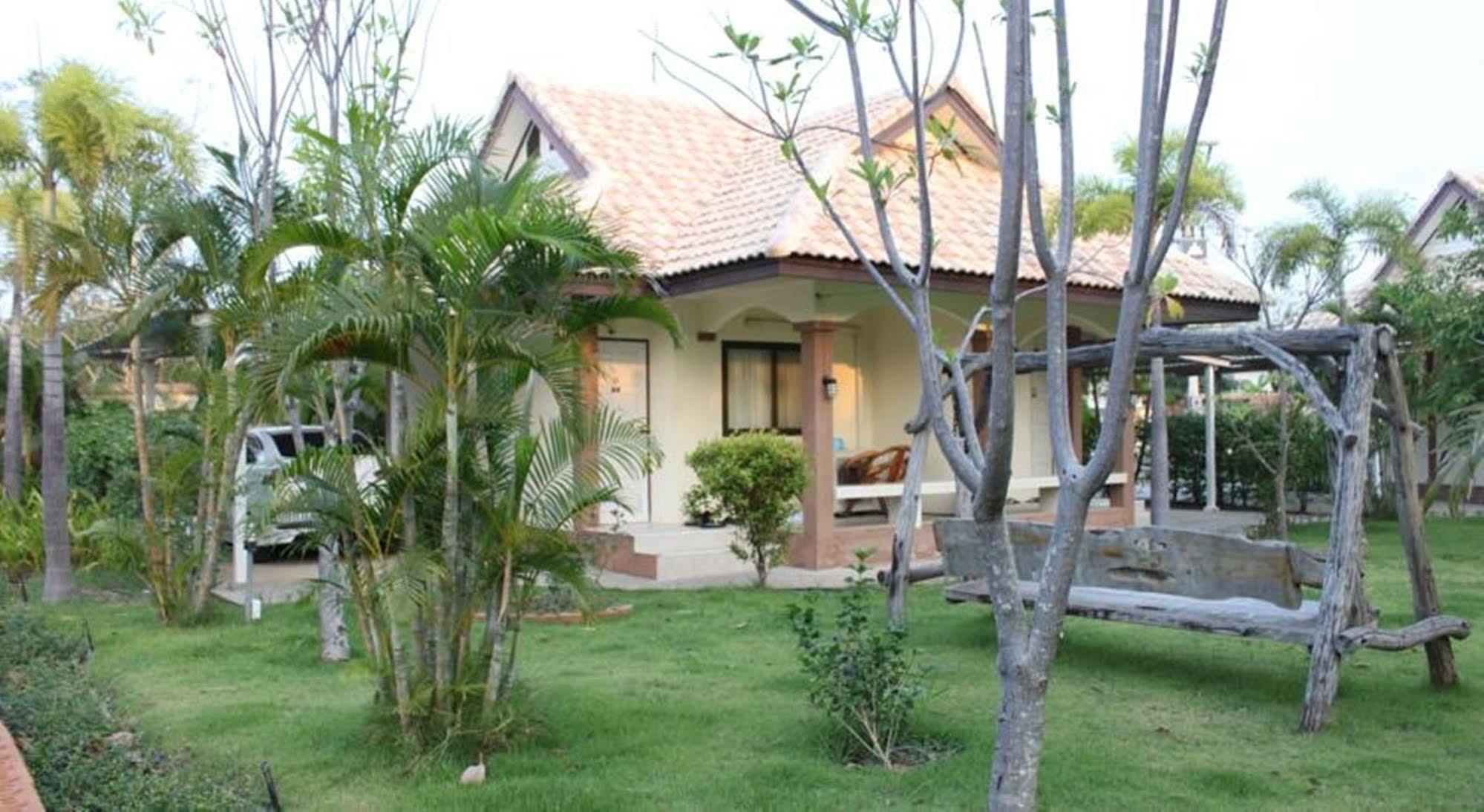 Saraburi Garden Resort Ngoại thất bức ảnh