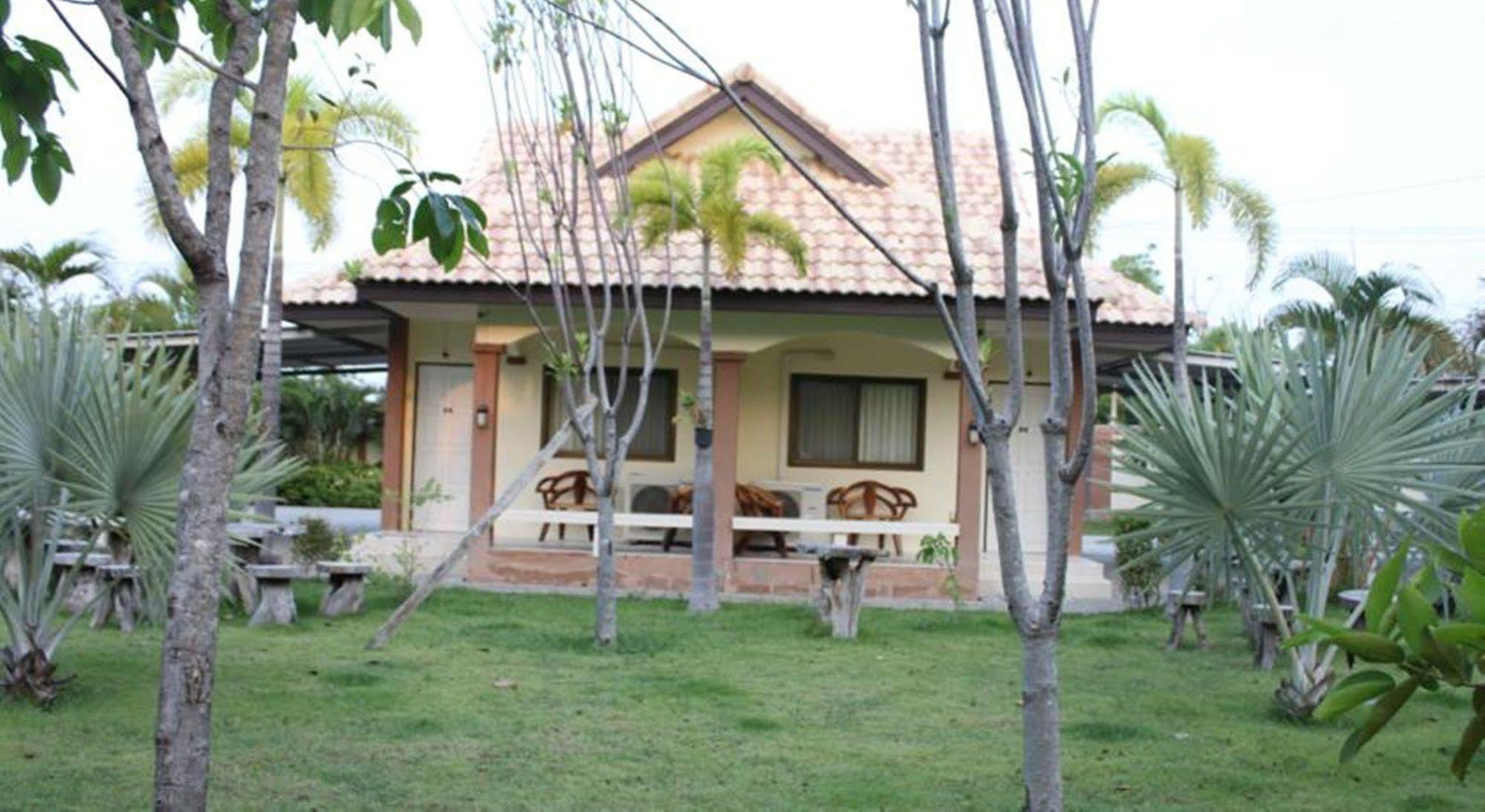 Saraburi Garden Resort Ngoại thất bức ảnh