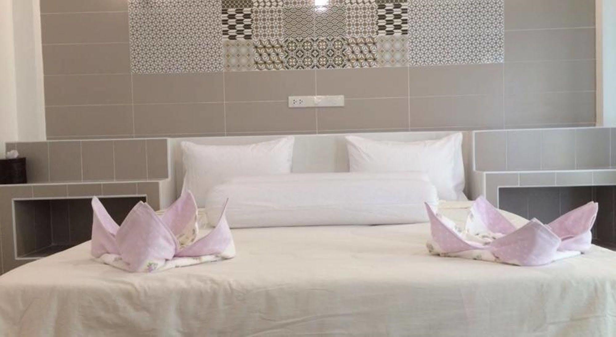 Saraburi Garden Resort Ngoại thất bức ảnh