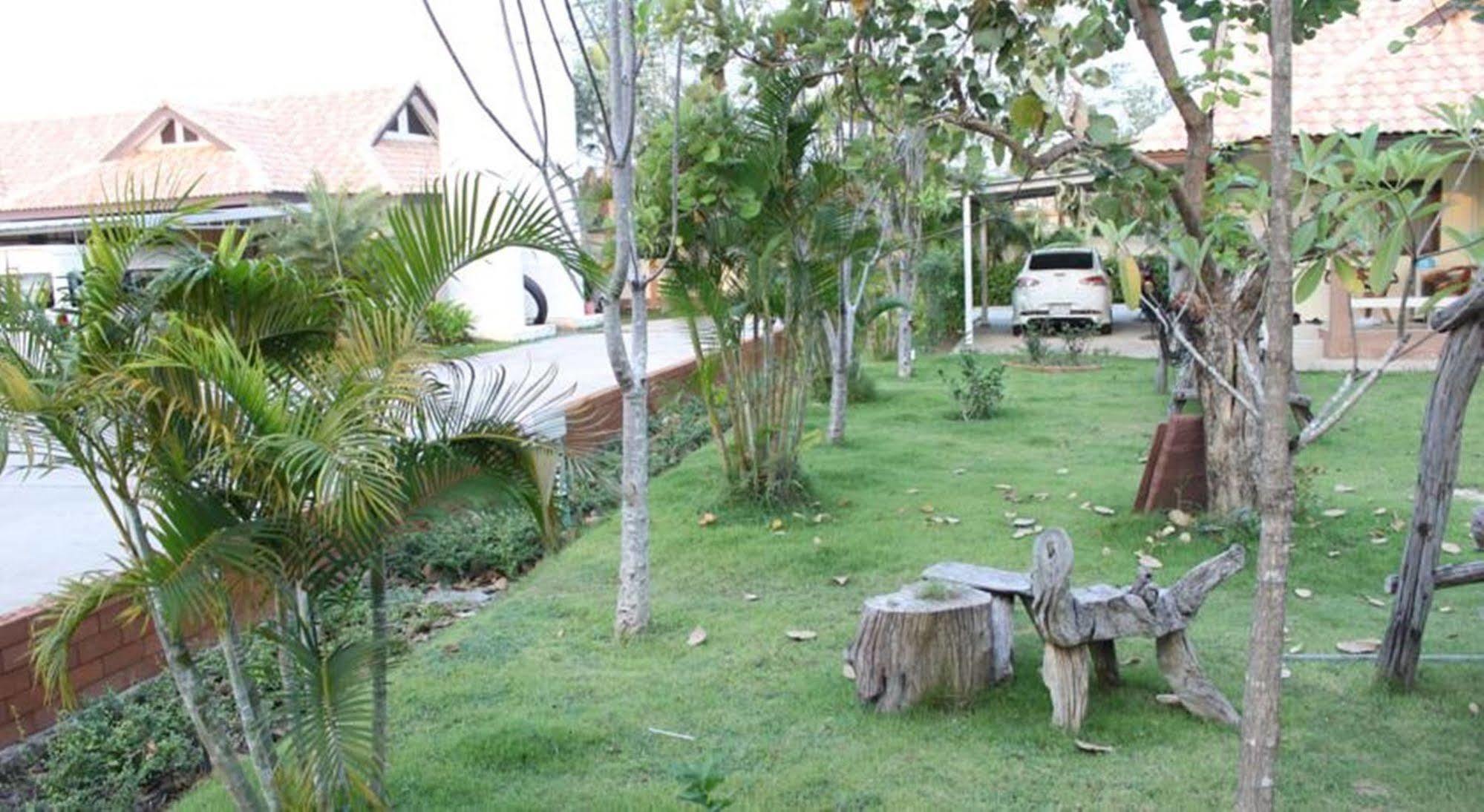 Saraburi Garden Resort Ngoại thất bức ảnh